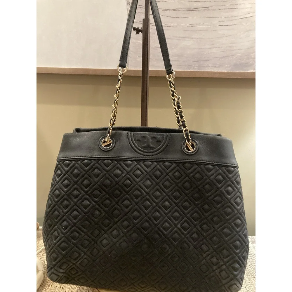 TORY BURCH QUILTED‎ FLEMING BLACK CHAIN TOTE BAG PURSE
